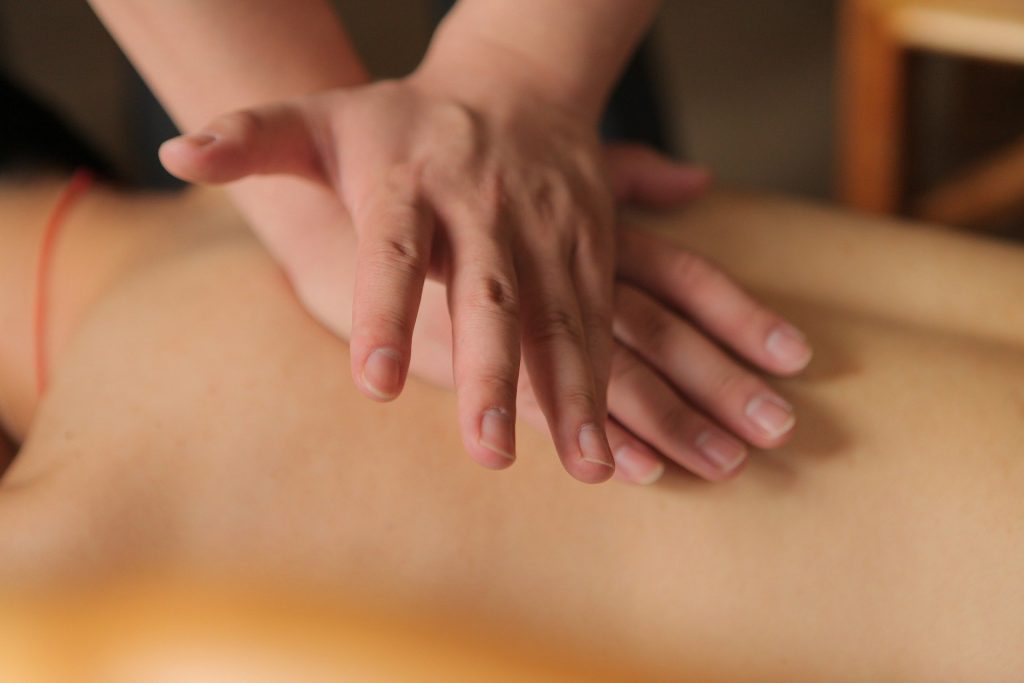Técnica de massagem eróticas