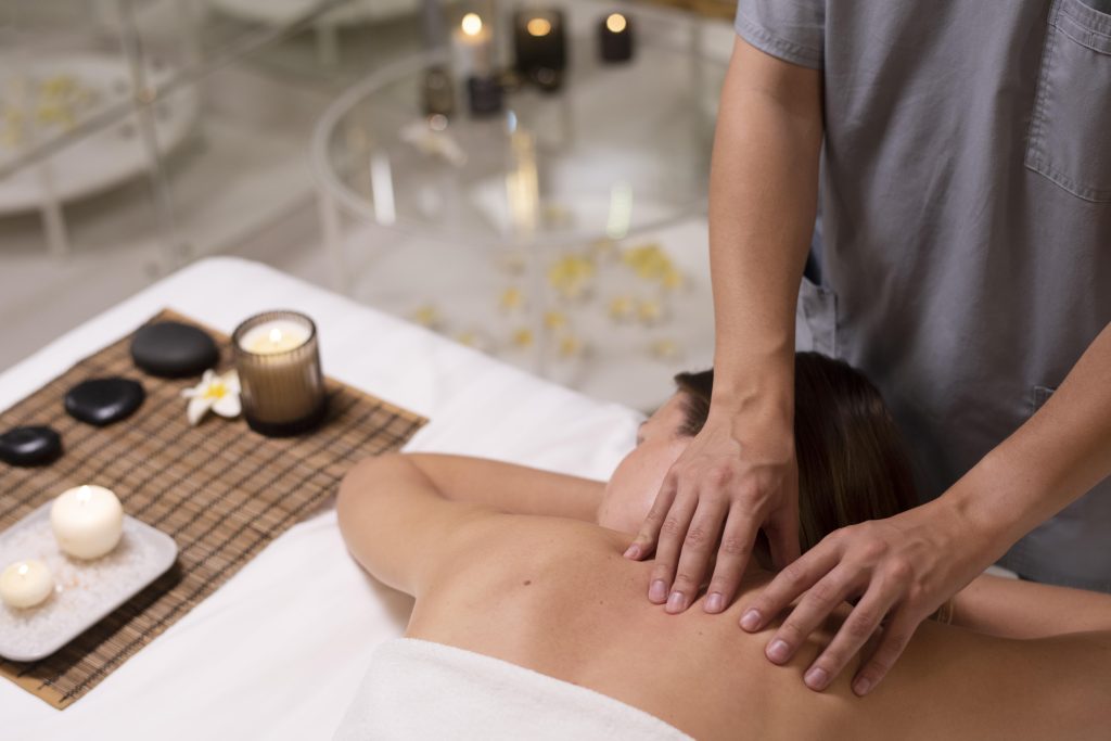 Massagem Nuru: Deslizamento Terapêutico que Estimula a Circulação e o Relaxamento Total