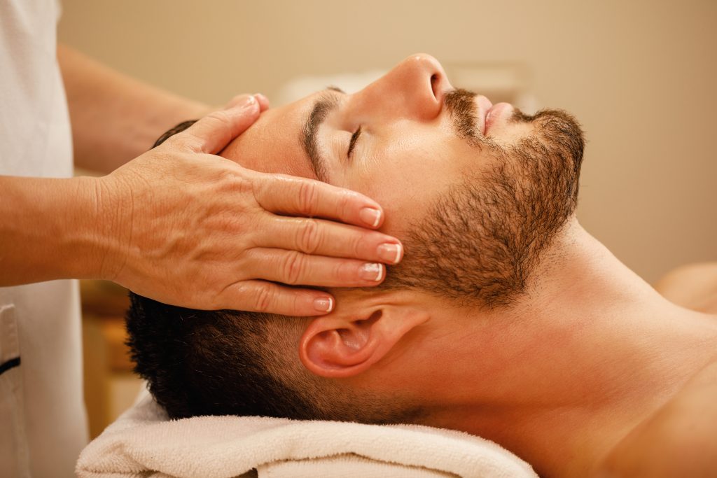 Descubra Como a Massagem Pode Melhorar Sua Saúde Física e Emocional