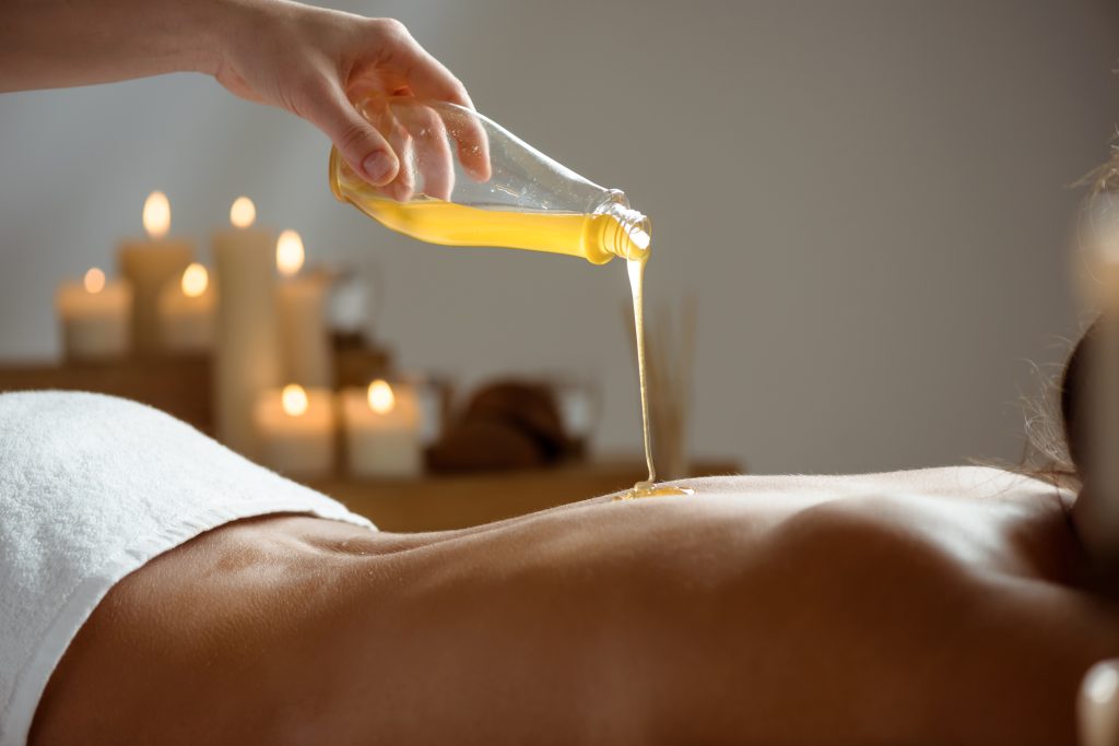 Massagem nos Membros: Técnicas Específicas para Braços e Pernas