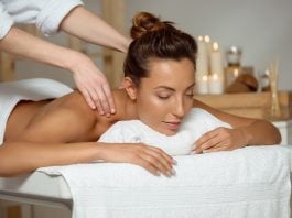 Desperte Seus Sentidos: A Transformação Através da Massagem Tântrica