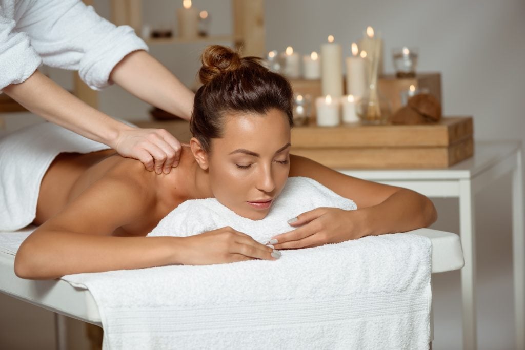 Desperte Seus Sentidos: A Transformação Através da Massagem Tântrica