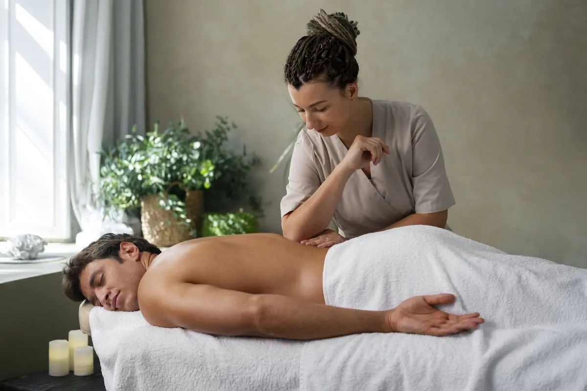 Como funciona a massagem nuru?