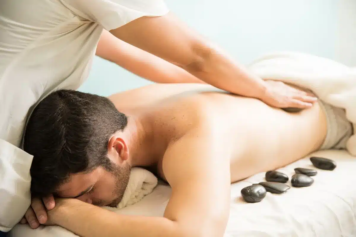 Passo a passo para massagem relaxante masculina