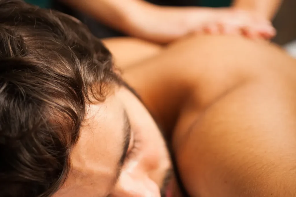 Falta de desejo sexual masculino: como a massagem pode ajudar a recuperar a libido
