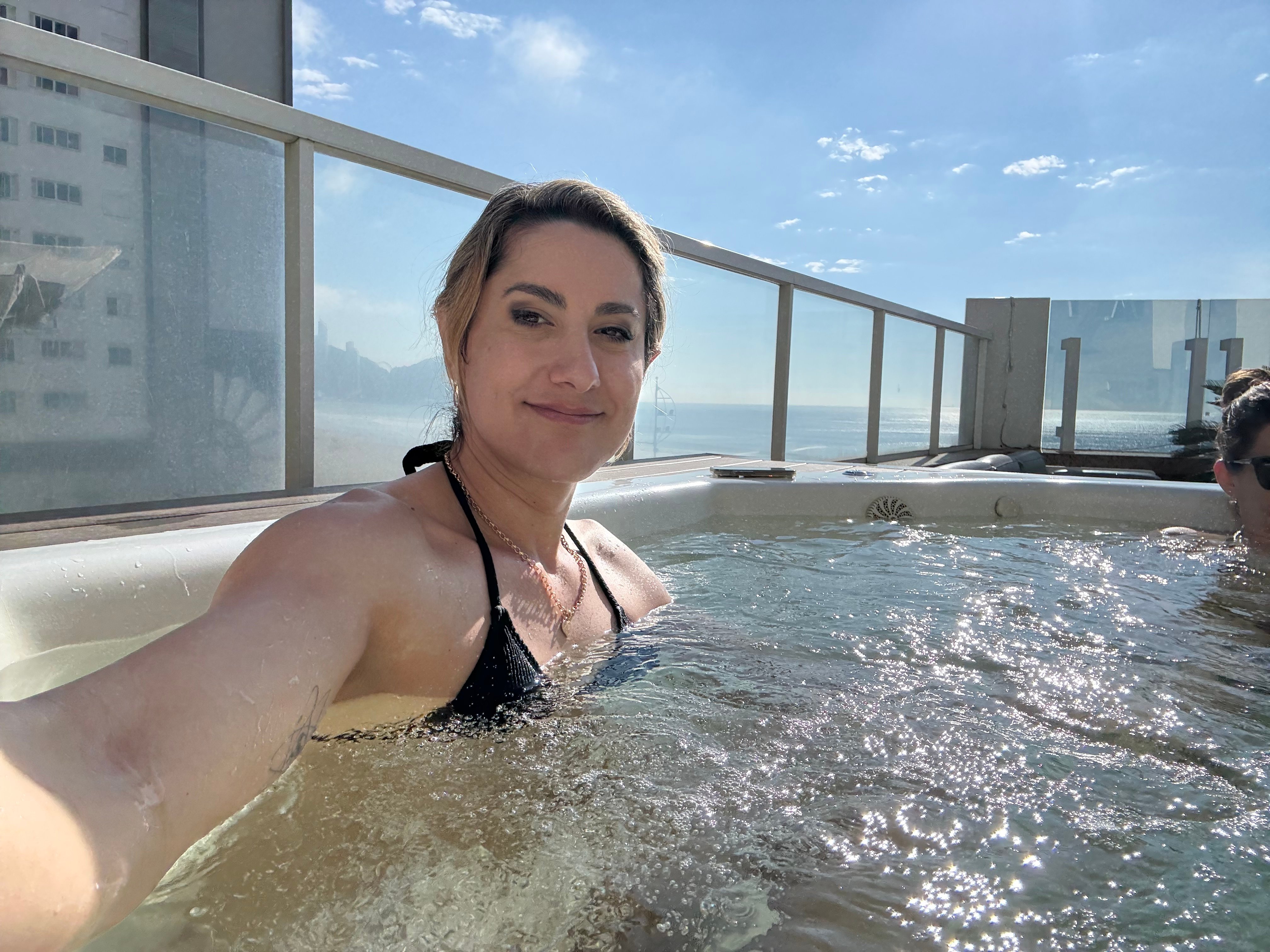 Julia(trans) barbeira/terapeuta